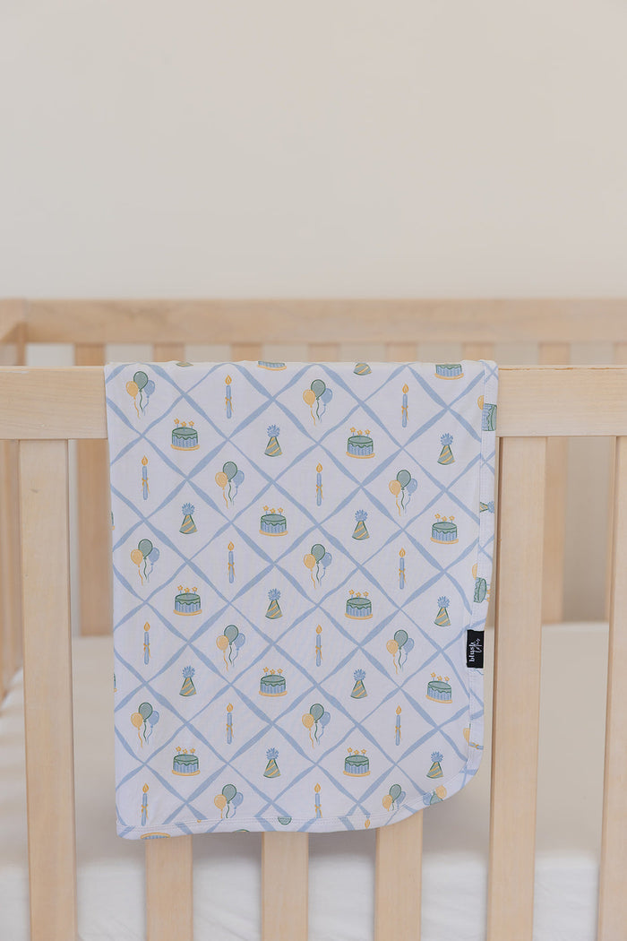 (BLUE) Birthday - Lightweight Blanket