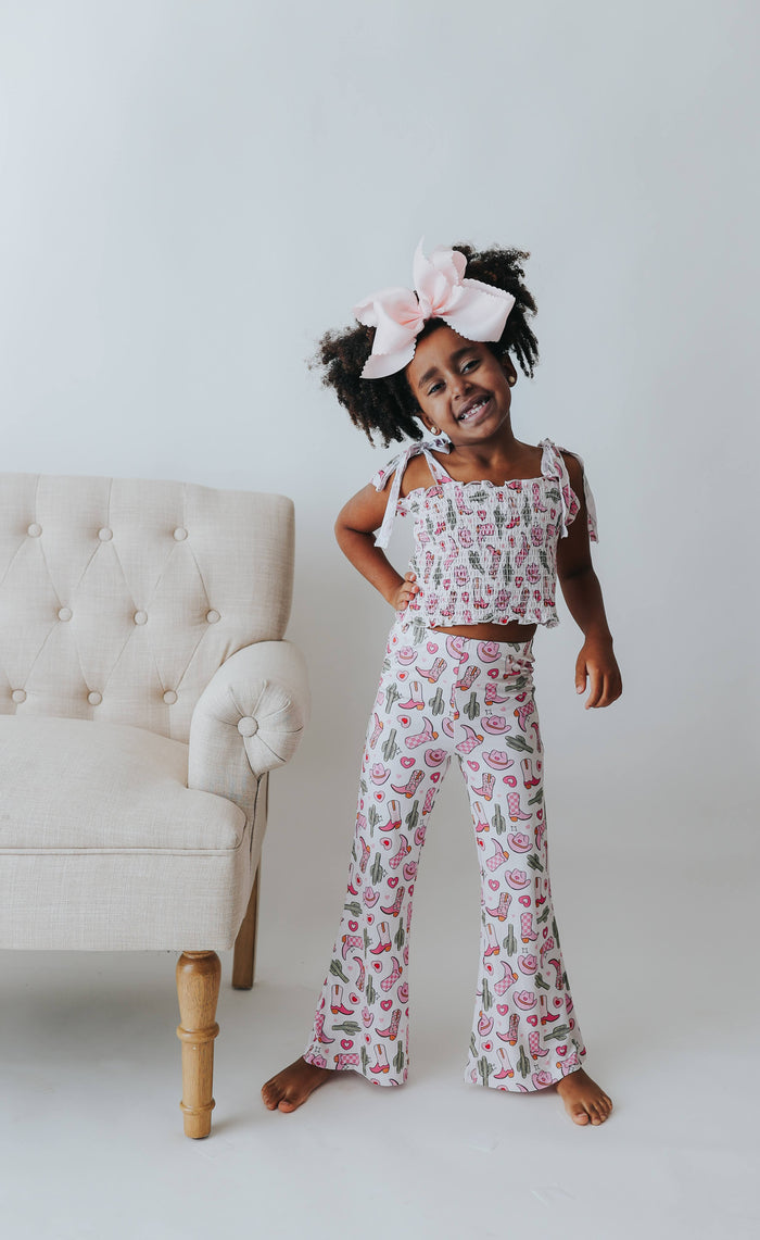 HOWDY VALENTINE EXCLUSIVE DREAM SMOCKED FLARE SET