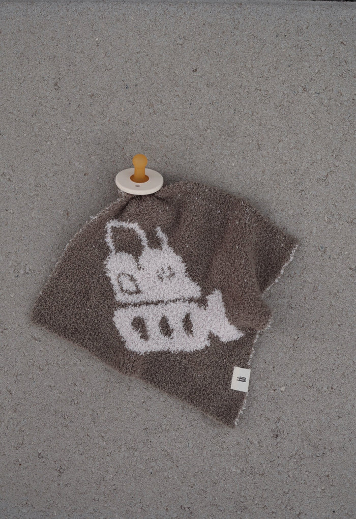 Lovey | Bulldozer