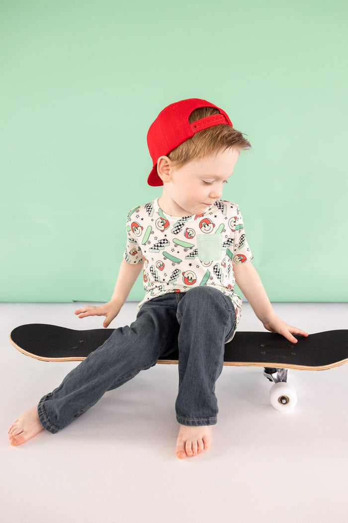 SKATING SMILES DREAM POCKET TEE