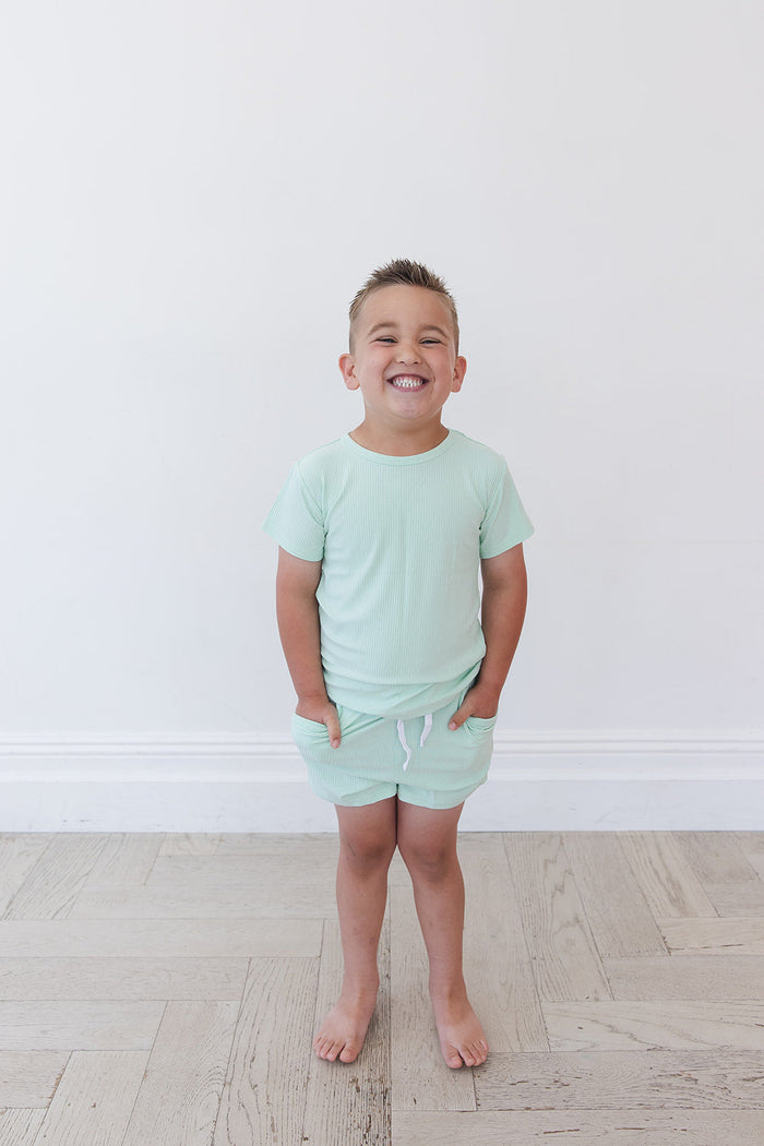 (SOLID, ribbed) Lion Around - Pocket Short Set