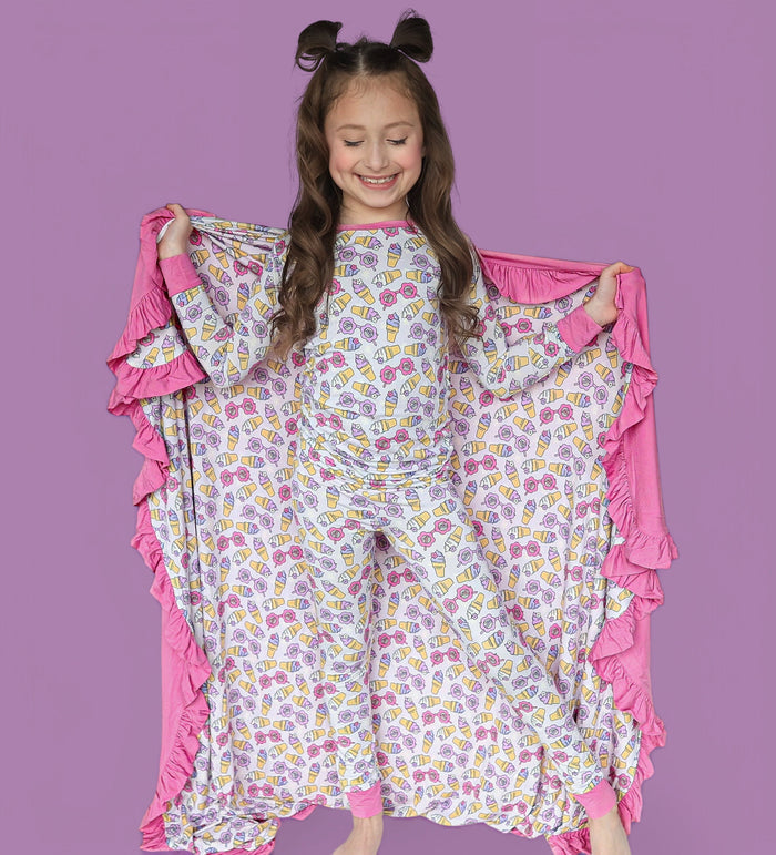 SWEET SUMMER RUFFLE DREAM BLANKET